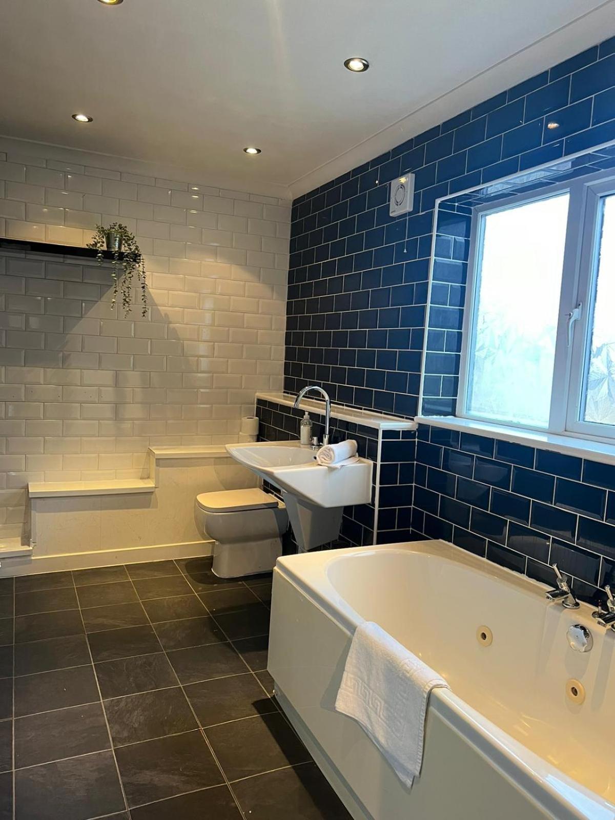 3 Bedroom Property Close To Beach South Shields Exteriör bild